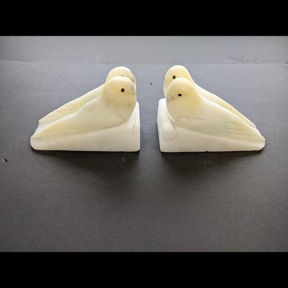 Beautiful Vintage Pair of White Marble Doves Birds Bookends Italy, numbered. - Picture 2 of 16